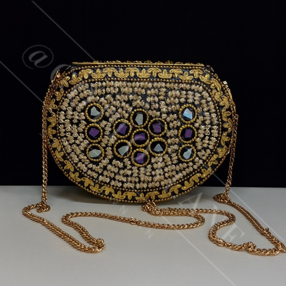 Ramla Beverly Hills Hand-Crafted Bag in Purple - Picture 3 of 6